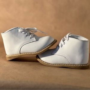 SOLD 4c Walking Shoes